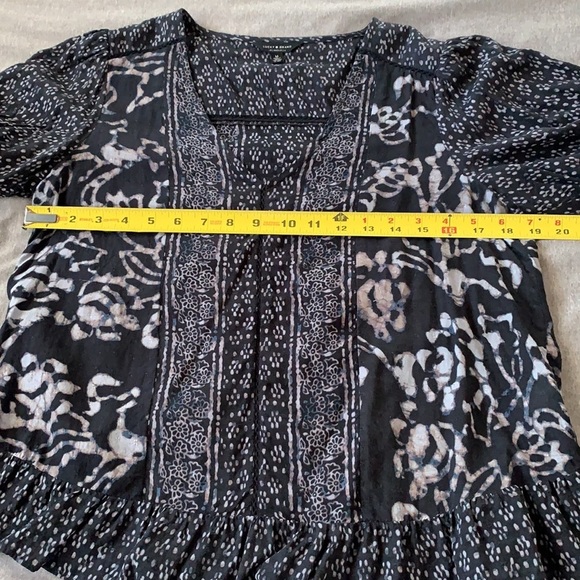 Beautiful Lucky Brand Blouse - Picture 9 of 10